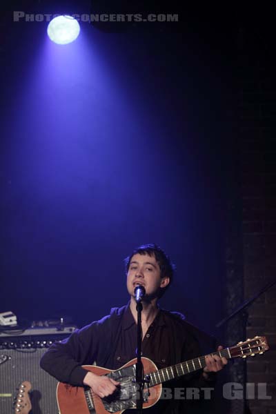 VILLAGERS - 2010-04-15 - PARIS - La Maroquinerie - 